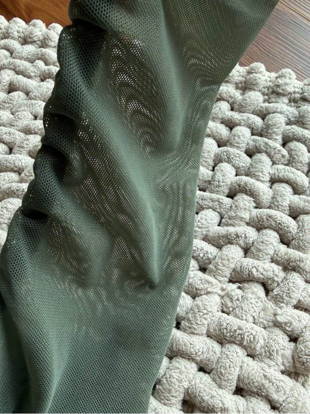 Intimately Free People | Scrunch Sleeve Seamless Mesh Top in Army Green | XS/S